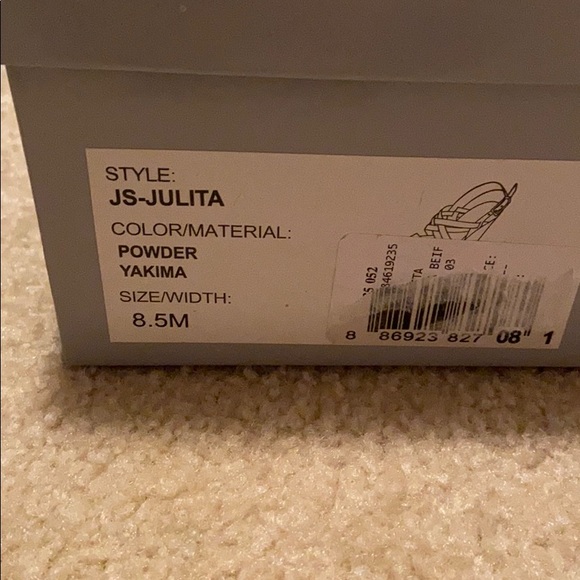 Jessica Simpson Powder White Heel - Picture 4 of 4